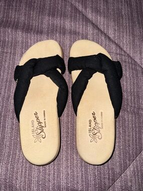 Island Slipper Women's Black Knotted Slide Sandals - Cushioned Footbed